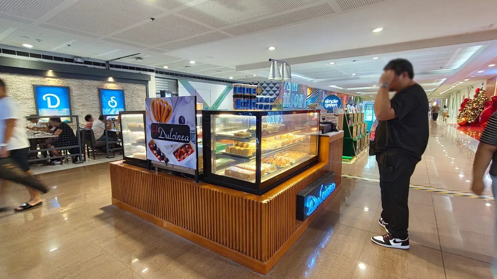 DULCINEA in SM Megamall